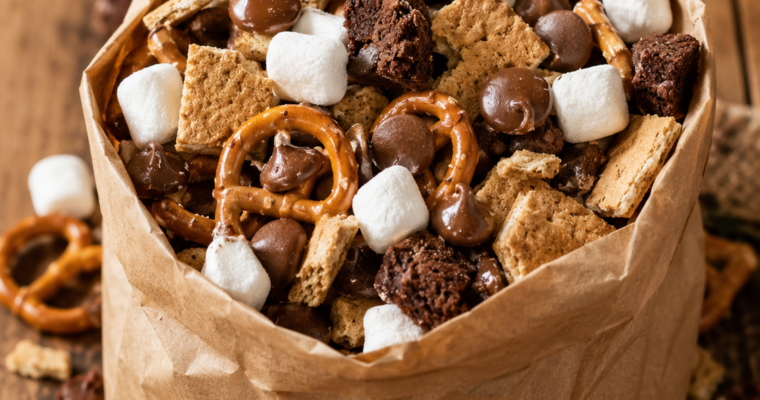 S’Mores w Torebce – Czekoladowa, Ciągnąca i Błyskawiczna Słodka Przekąska