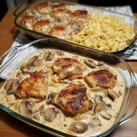 Kremowy Kurczak z Pieczarkami i Tagliatelle – Szybki i Pyszny Obiad